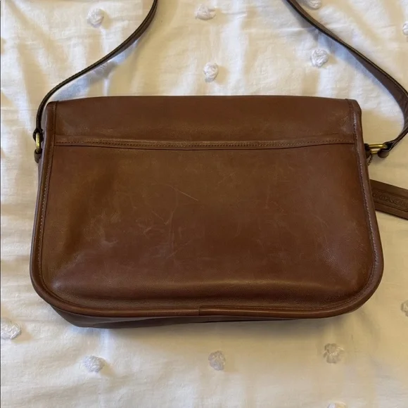 Vintage Coach City Bag Brown Leather Crossbody - Picture 4 of 15